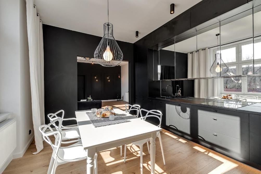 גליביצ'ה Jan III Sobieski - Luksusowy Apartament L Z Darmowym Prywatnym Parkingiem מראה חיצוני תמונה